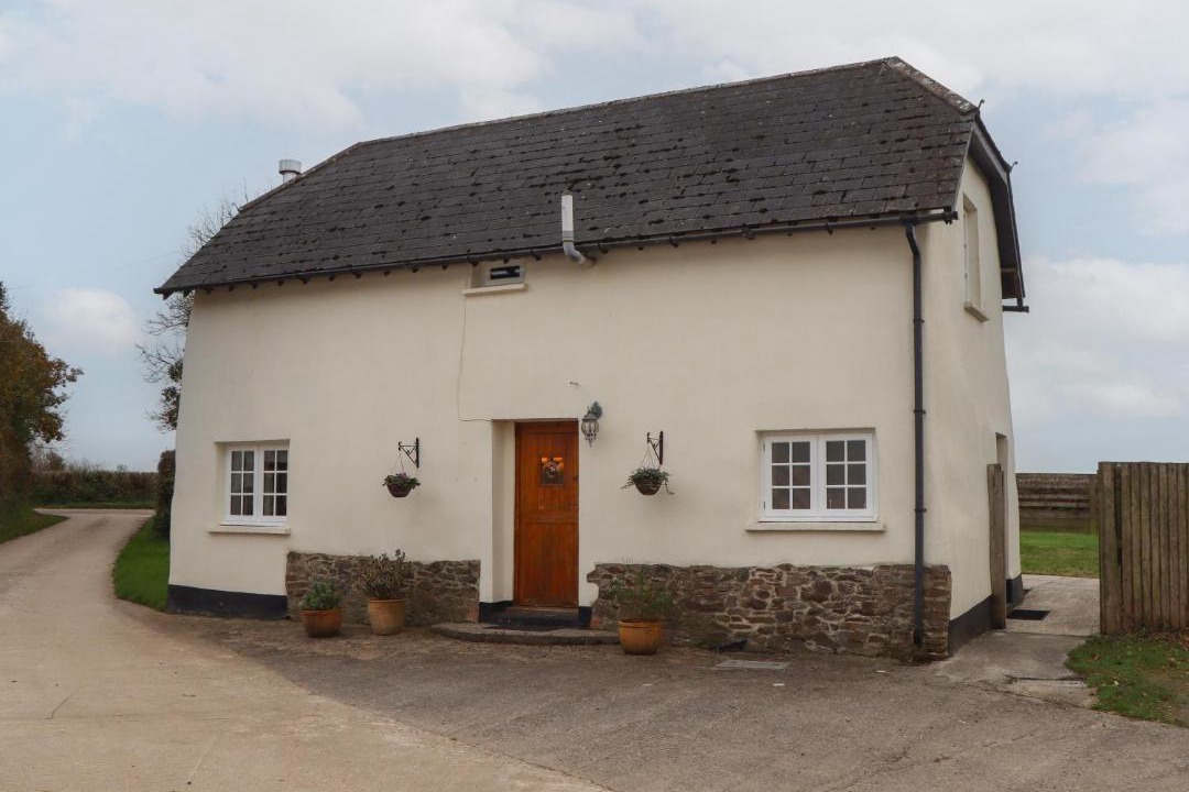 Photo of Others in Broadwoodkelly