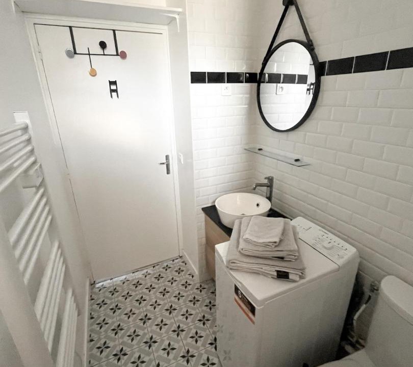 Photo of Bathroom in Saint-Cloud