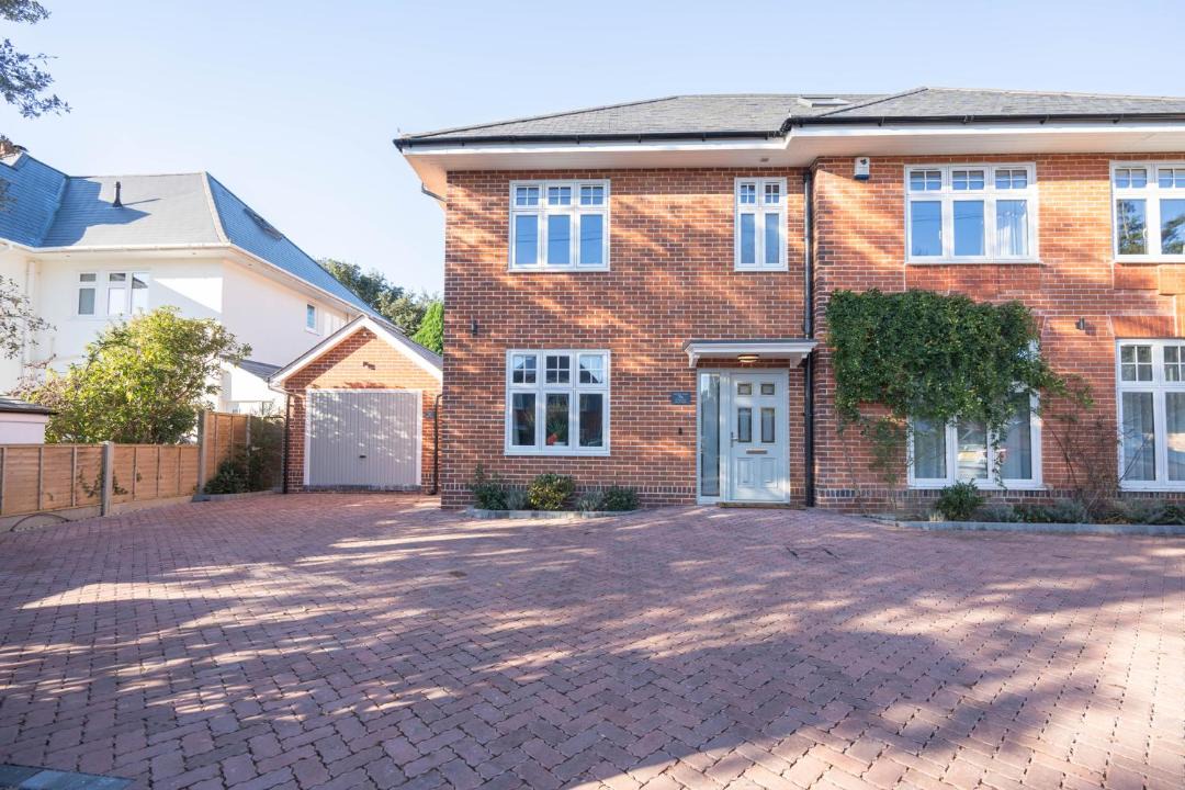 Photo of Others in Boscombe