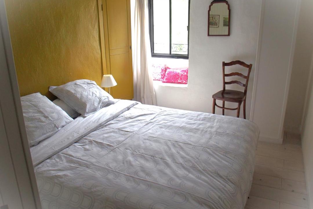 Photo of Bedroom in Saint-Prix