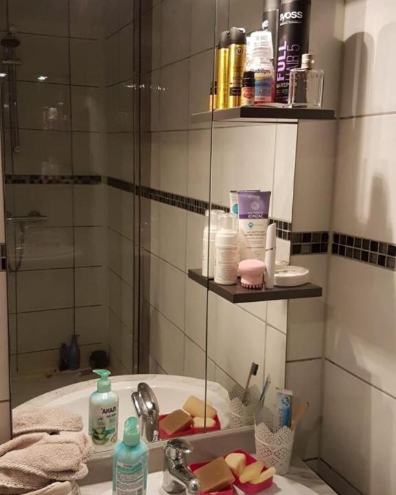 Photo of Bathroom in Mothern