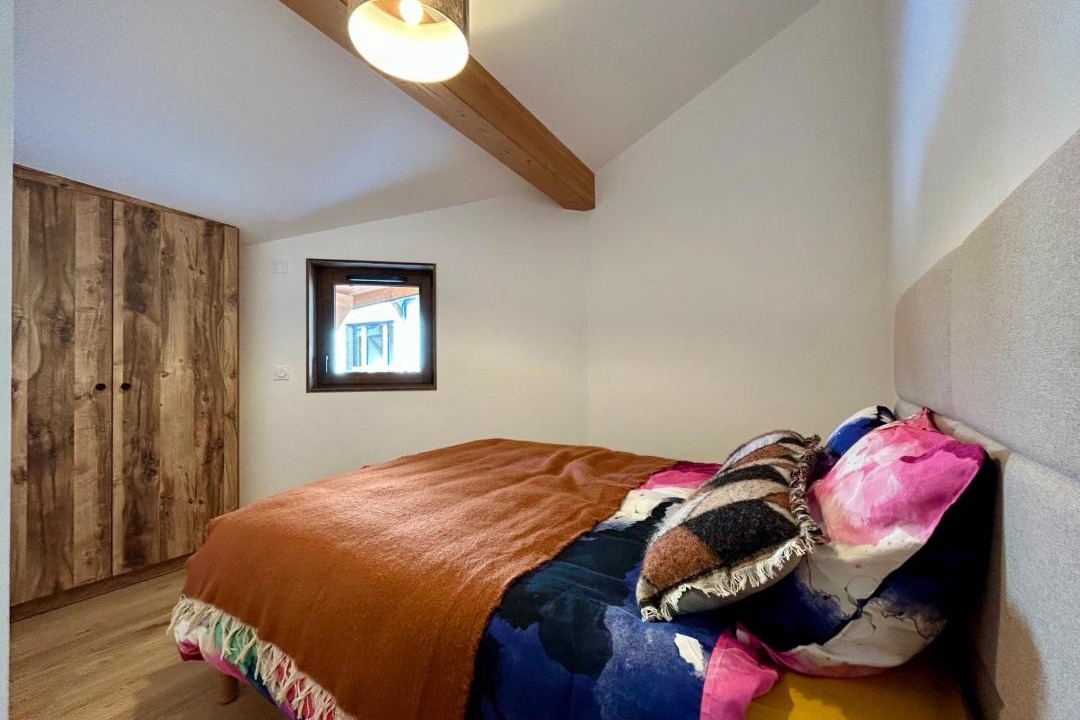 Photo of Bedroom in Eclose-Est