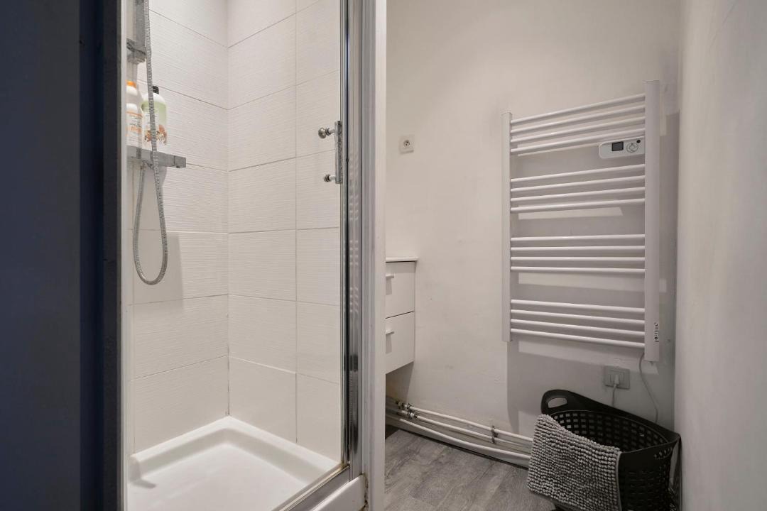 Photo of Bathroom in Carvin