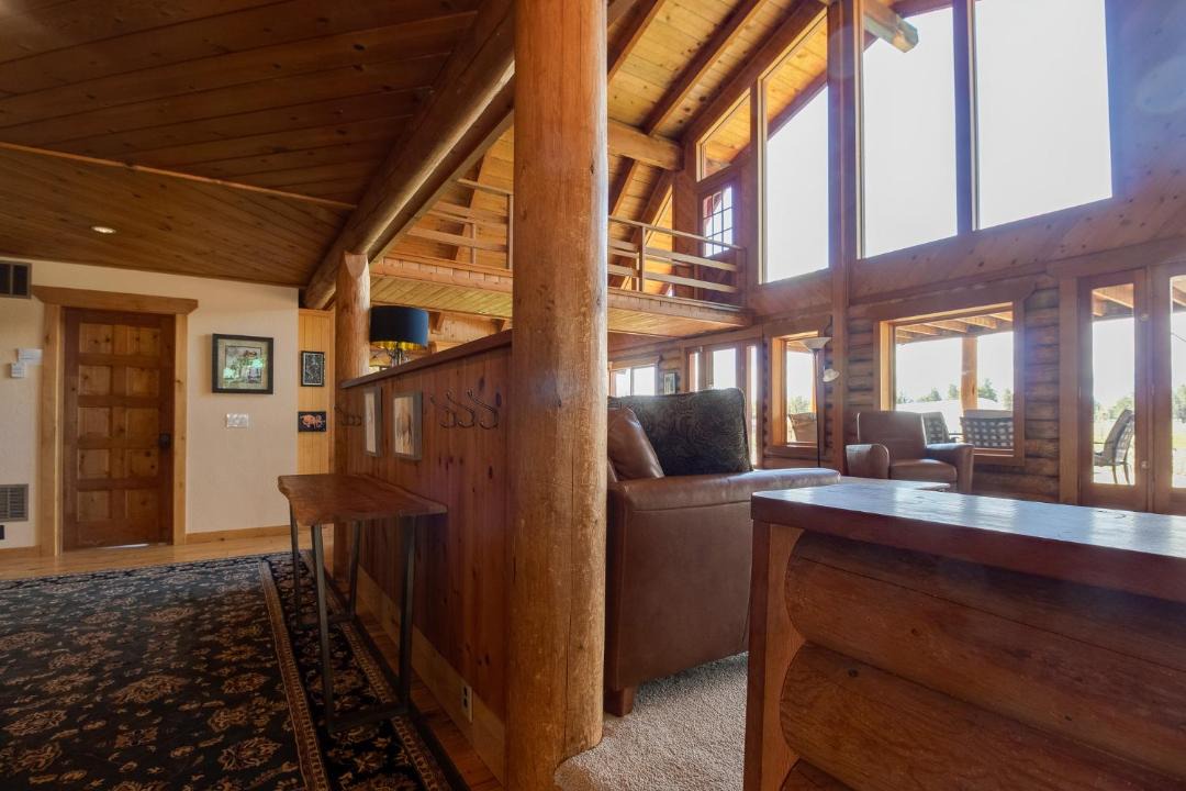 Photo of Others in Sisters