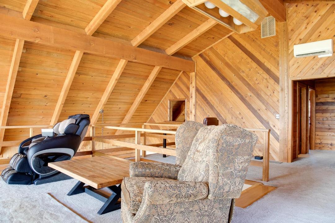 Photo of Others in Sisters