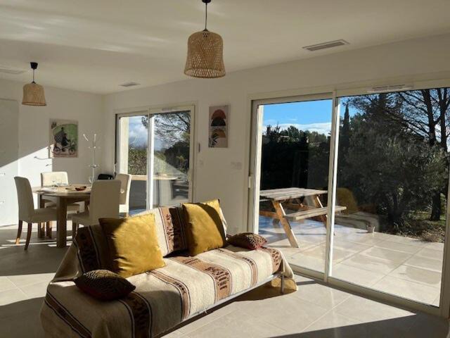 Photo of Others in Bagard