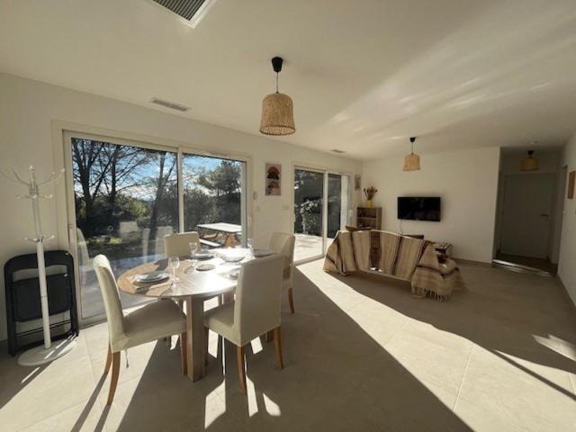 Photo of Others in Bagard