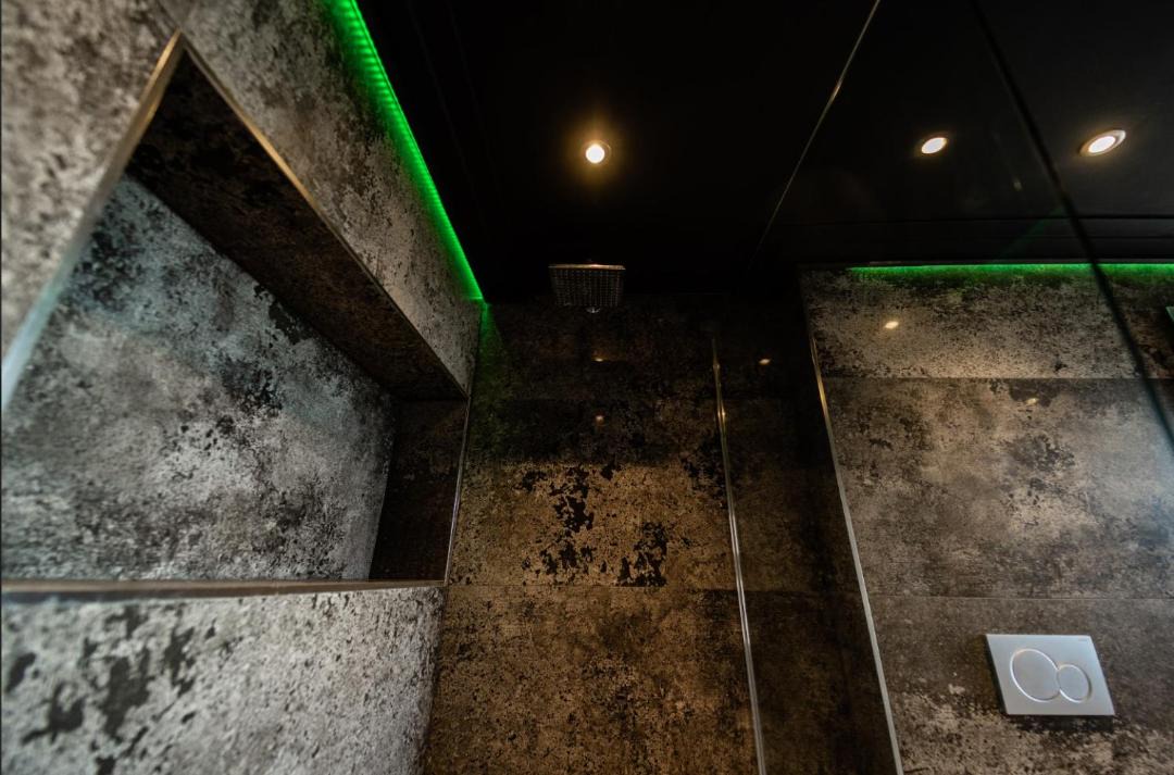 Photo of Bathroom in North Shore