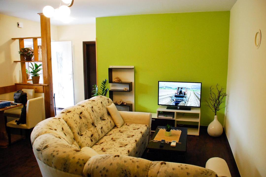 Photo of Livingroom in Sarsoni