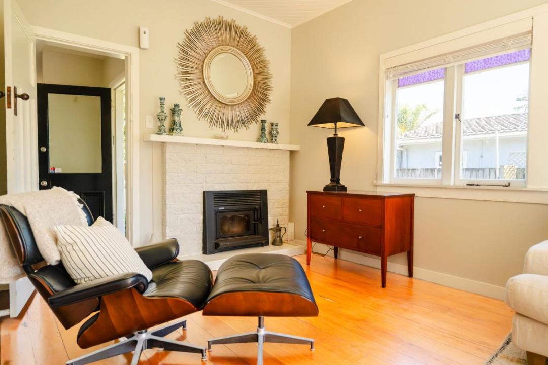 Photo of Others in Surfdale