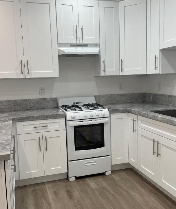 Photo of Kitchen in Canoga Park