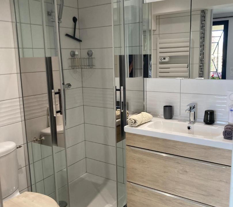 Photo of Bathroom in Venoy