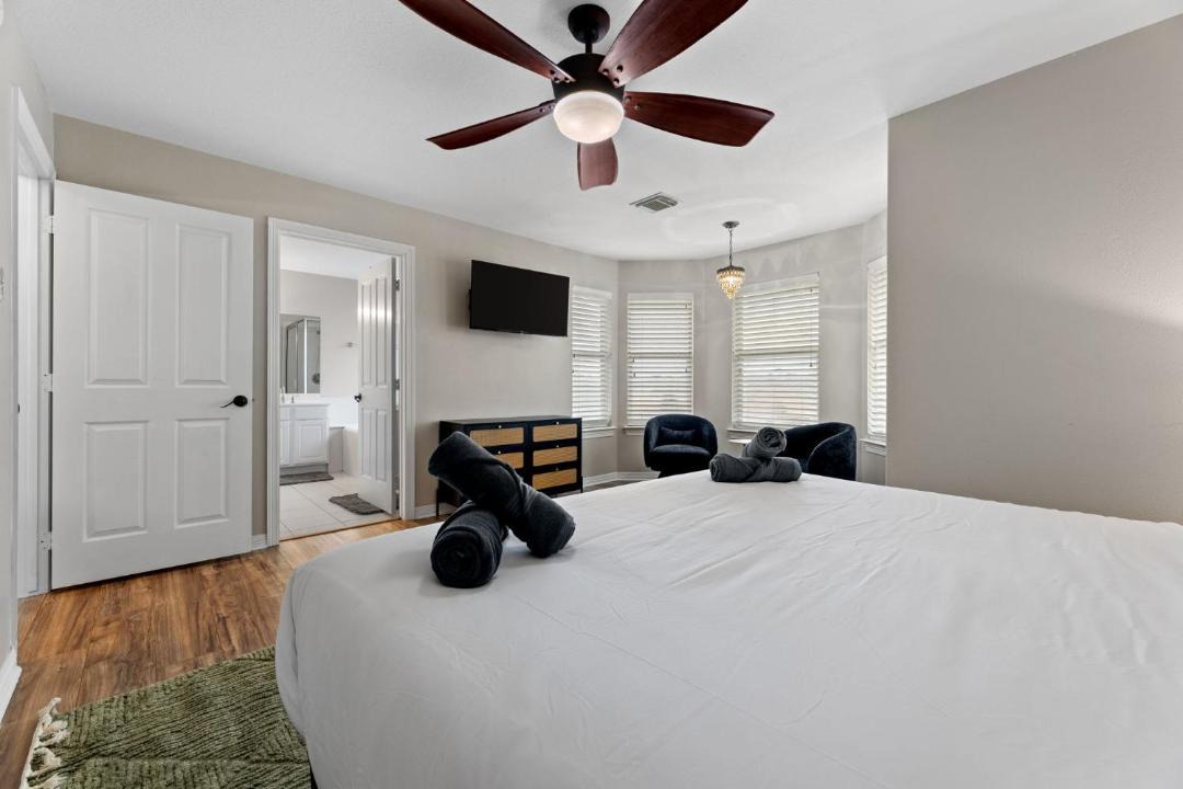 Photo of Bedroom in Willis
