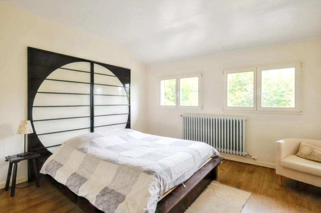 Photo of Bedroom in Saints