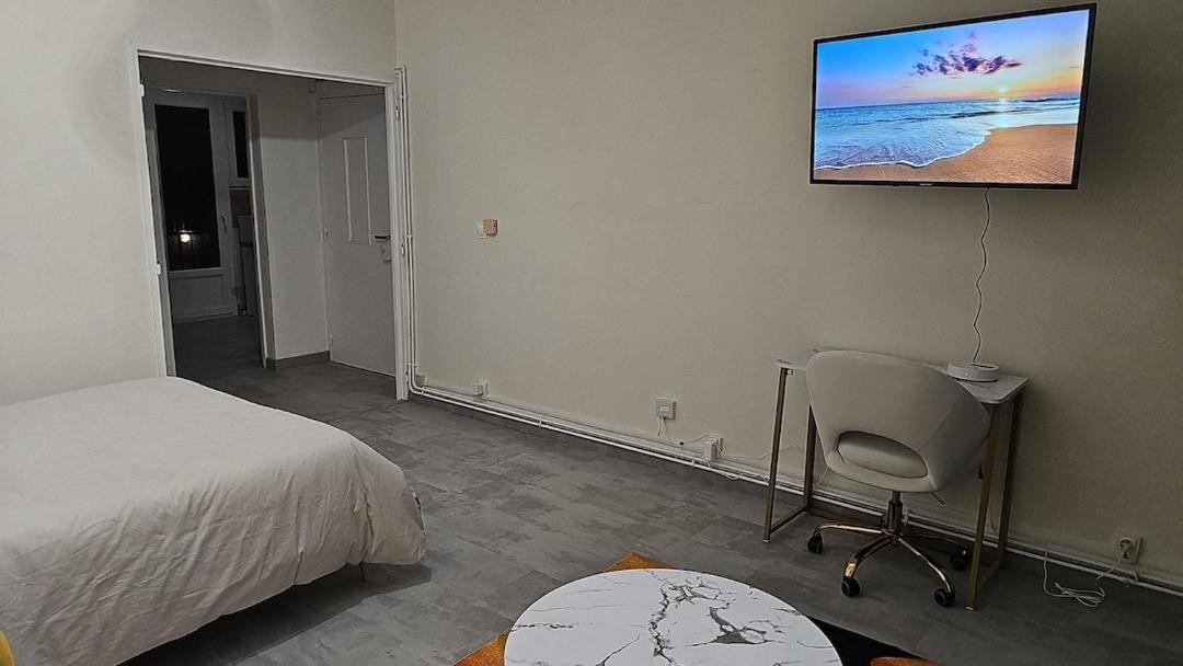 Photo of Others in Sablon