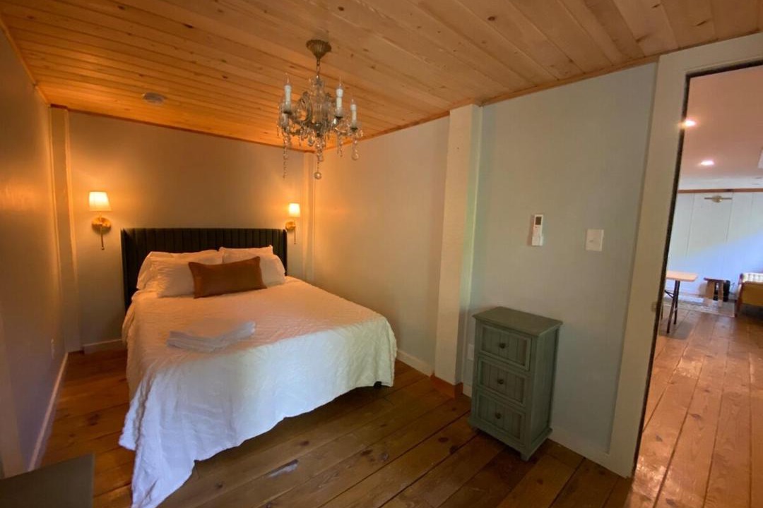 Photo of Bedroom in Emerald Isle