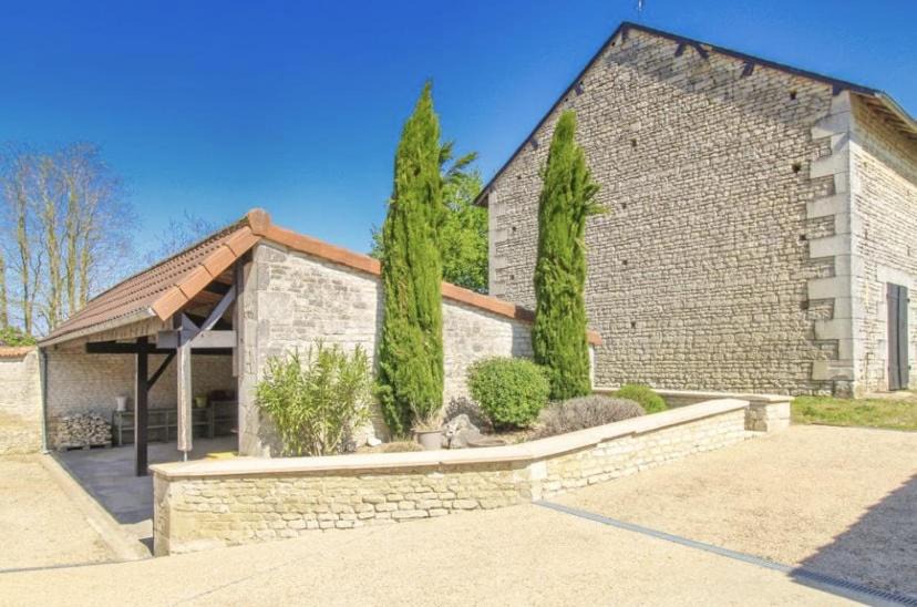 Photo of Others in Derce