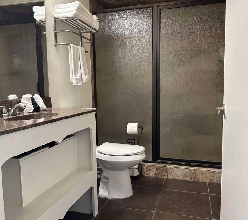 Photo of Bathroom in Gonzales