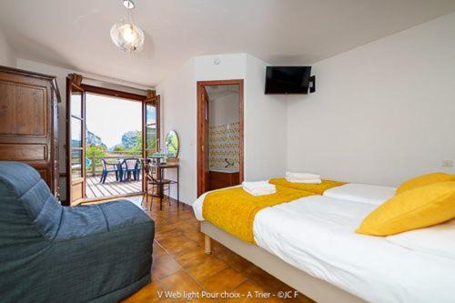 Photo of Bedroom in Rougon