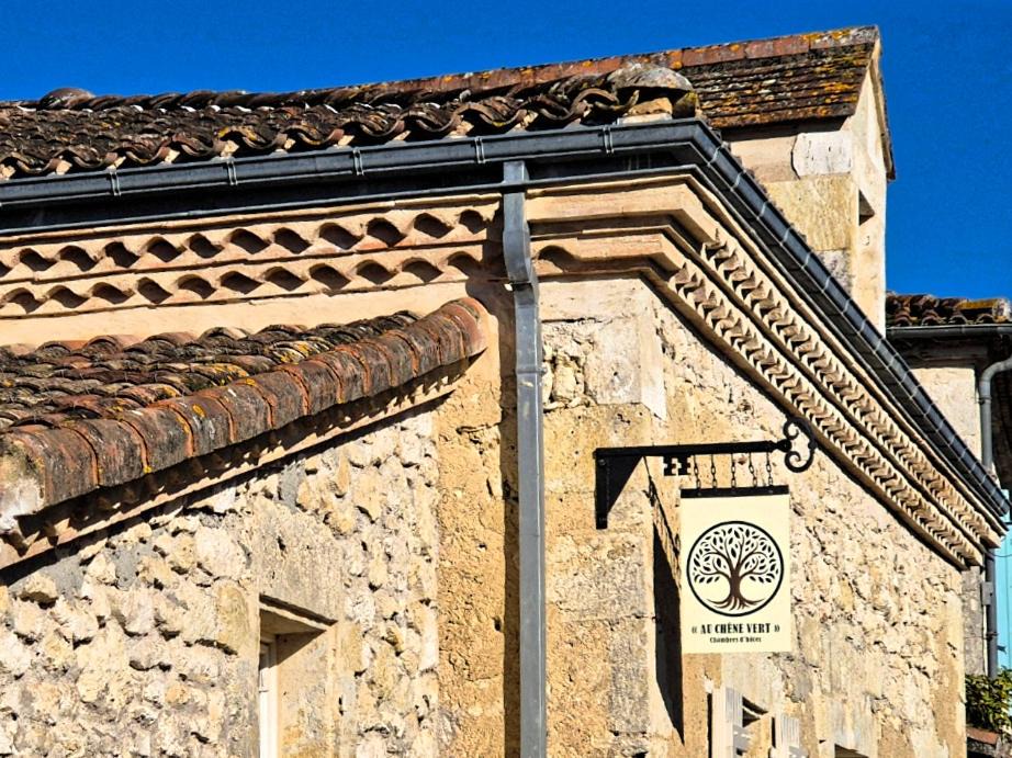 Photo of Buildings in Magnas