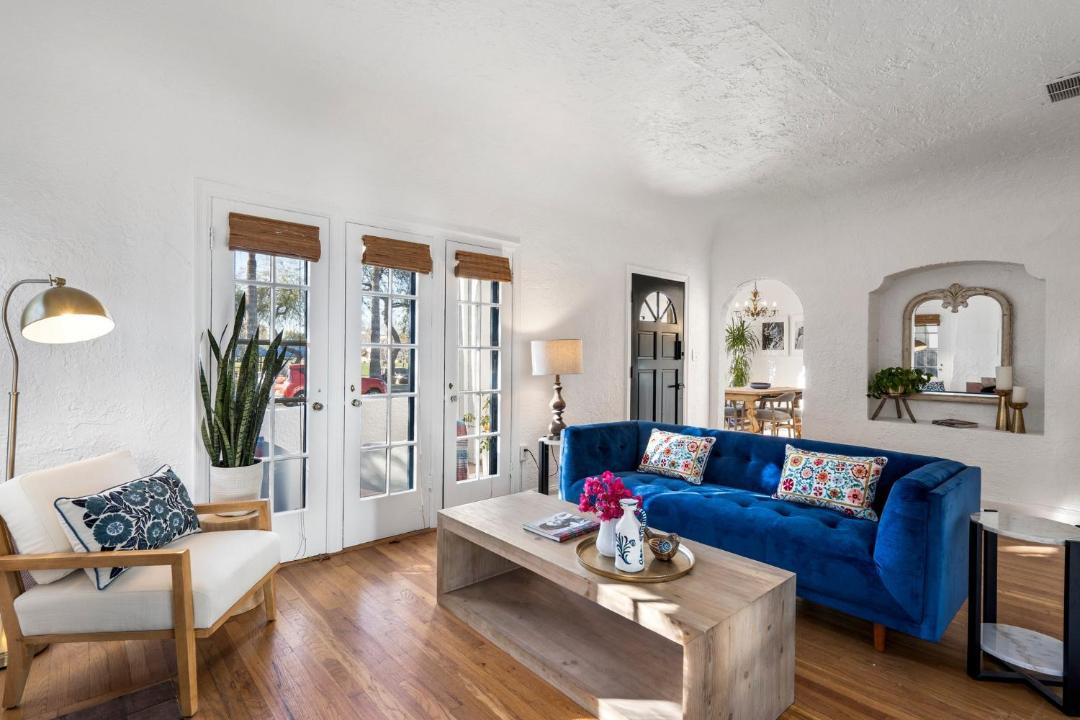 Photo of Others in Roosevelt