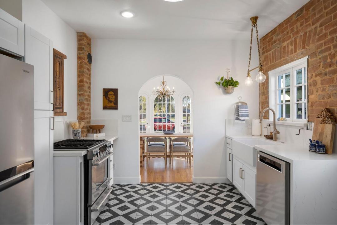 Photo of Kitchen in Roosevelt