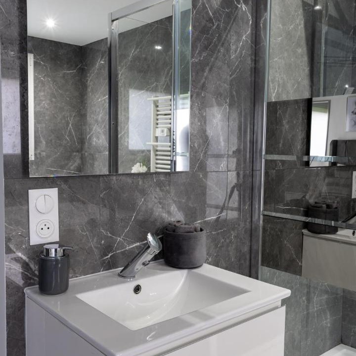 Photo of Bathroom in Plessis-le-Roi