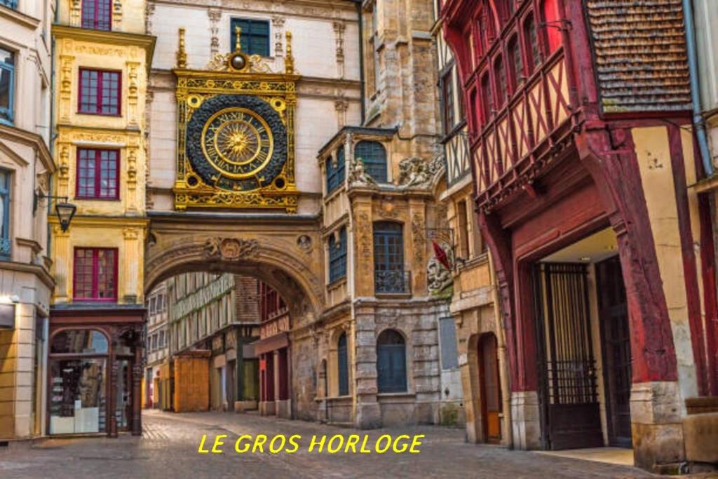 Photo of Buildings in Malaunay