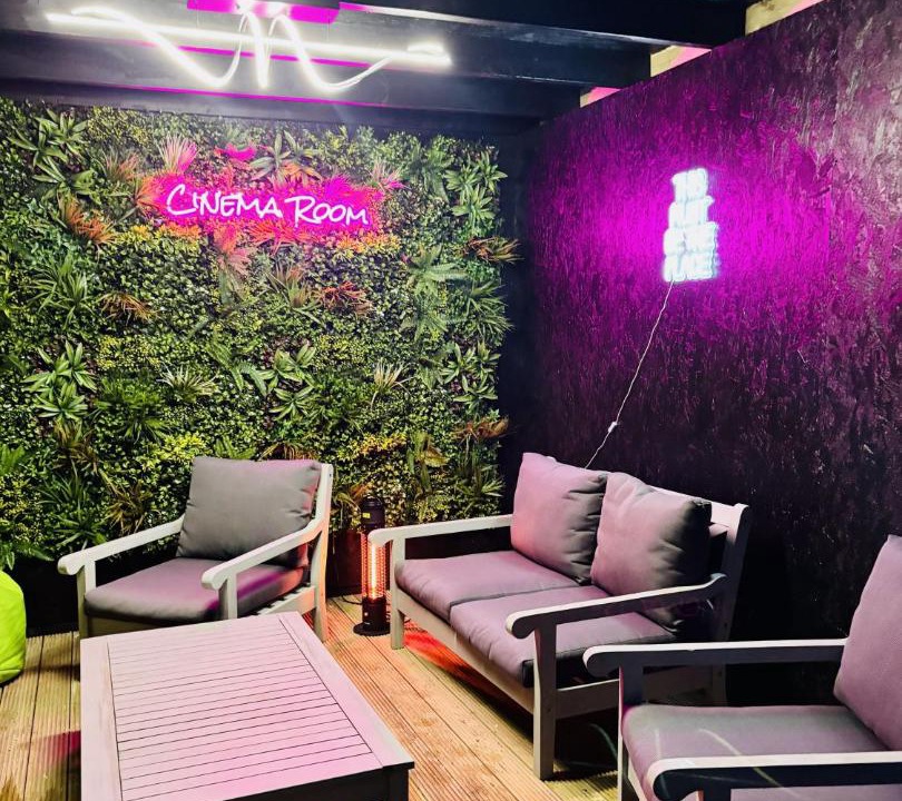 Photo of Others in Castle Bytham