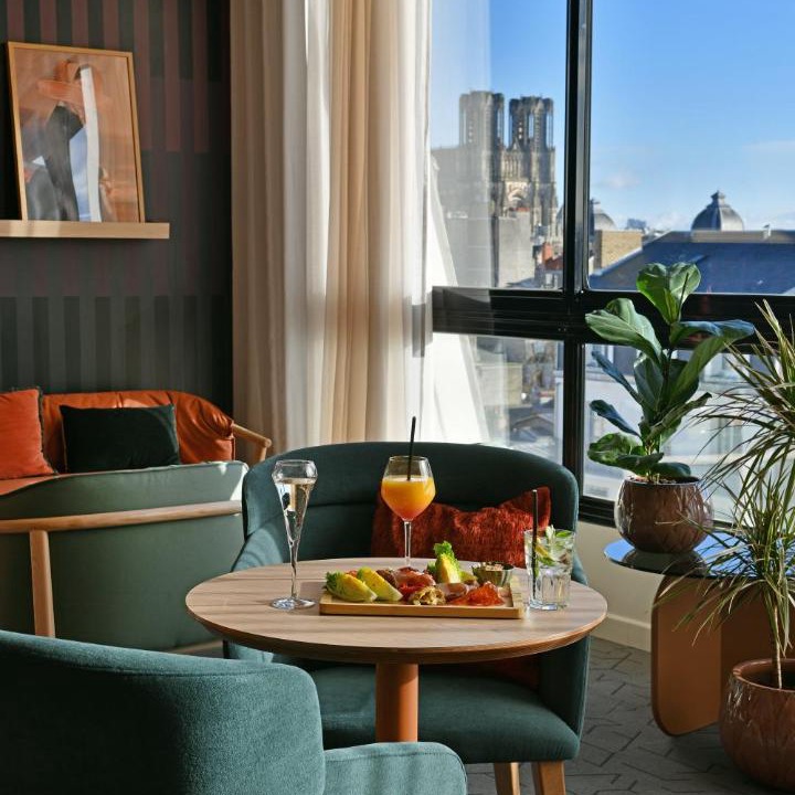 Photo of Others in Centre Erlon