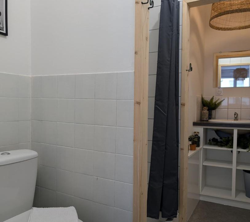 Photo of Bathroom in Guer