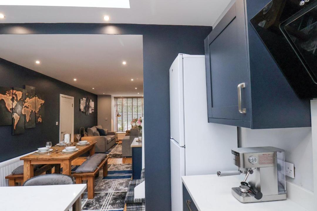 Photo of Others in Cayton Bay