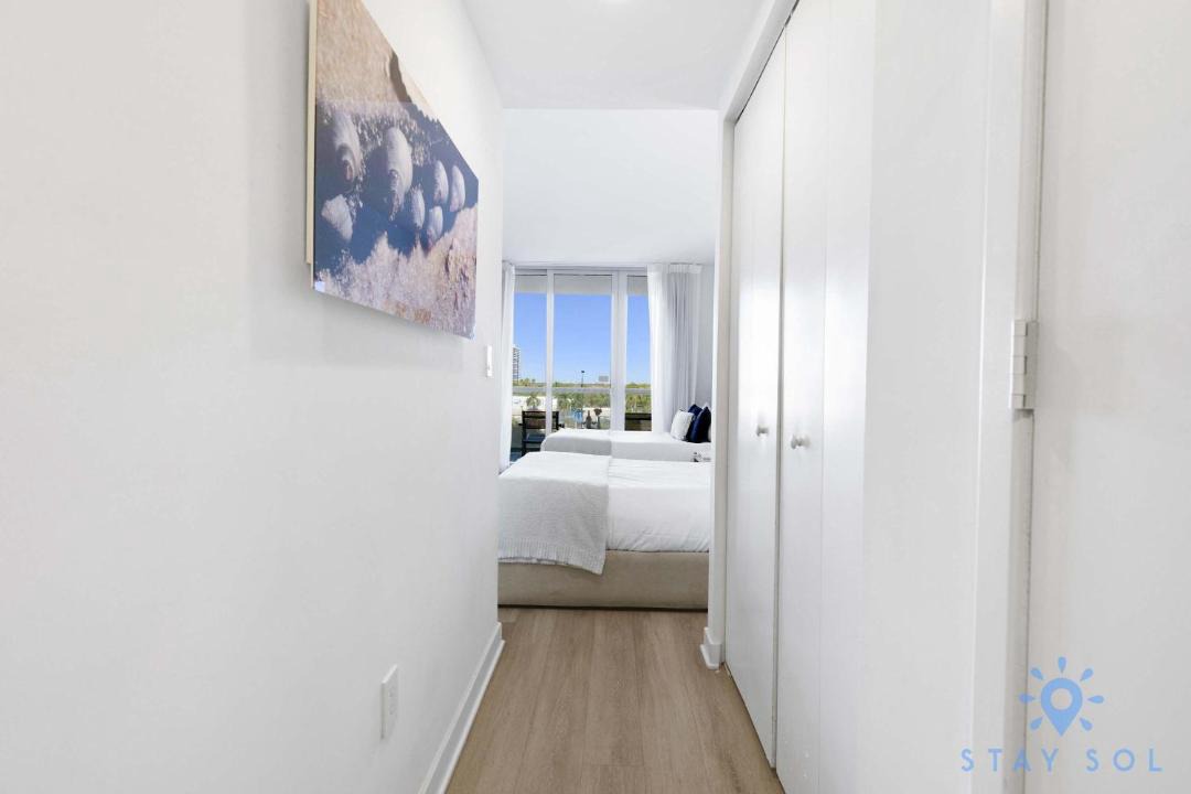 Photo of Bedroom in Hallandale Beach
