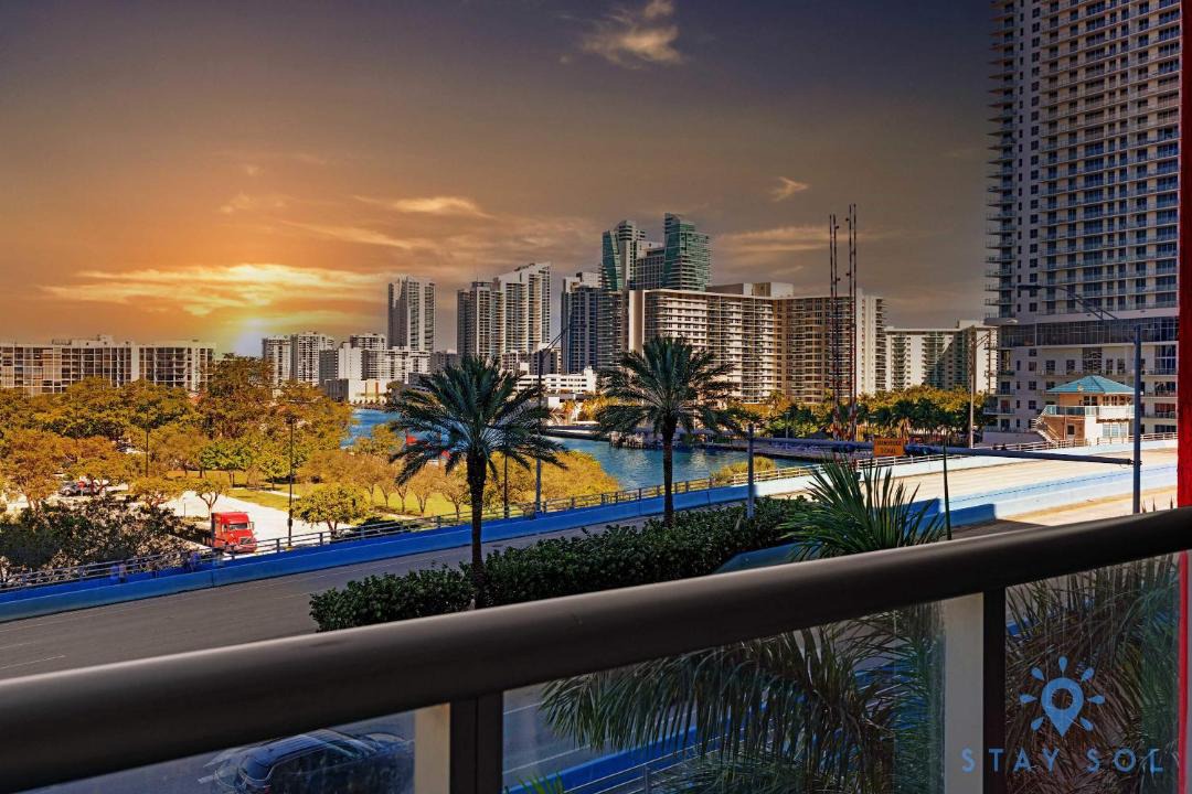 Photo of Patio Balcony in Hallandale Beach