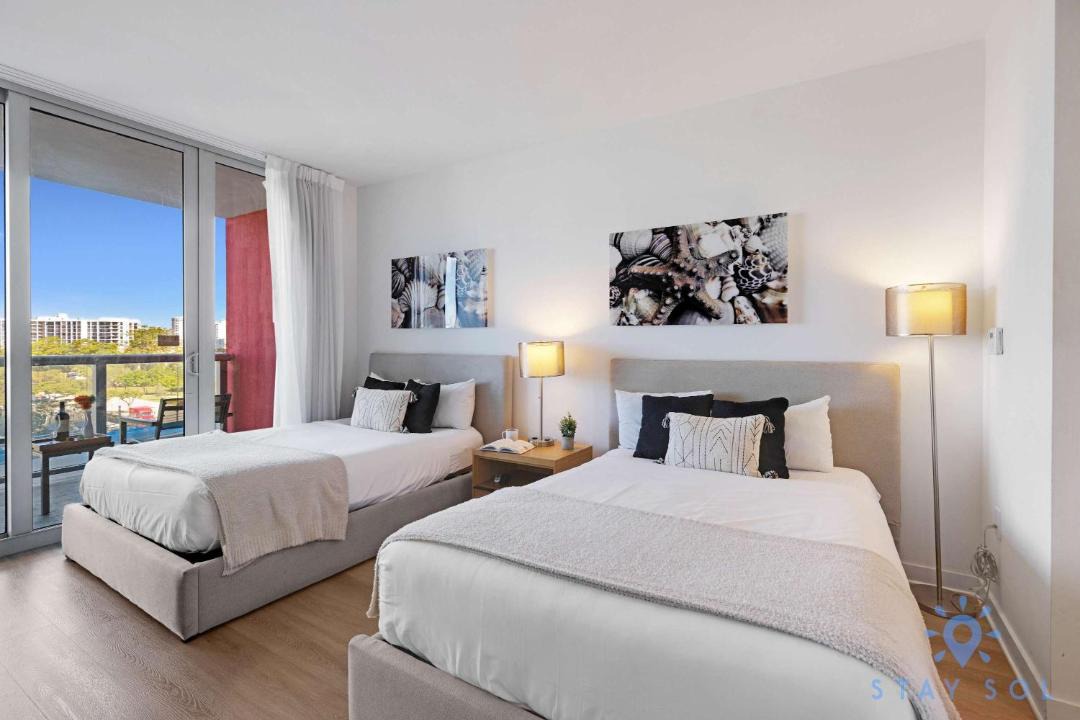 Photo of Bedroom in Hallandale Beach