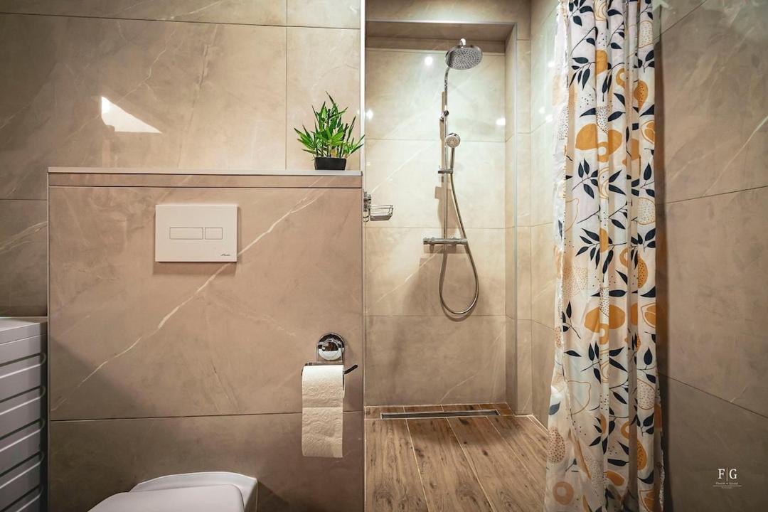 Photo of Bathroom in Thyez