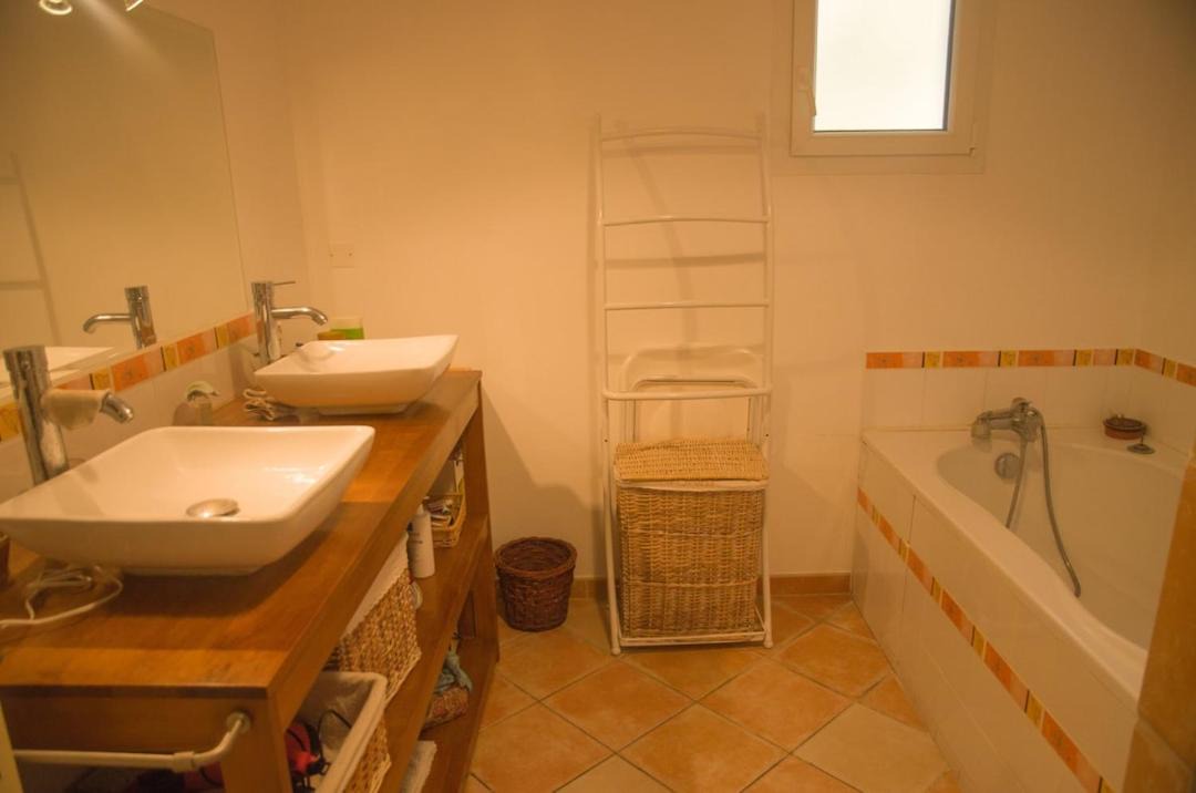 Photo of Bathroom in Aouste-sur-Sye