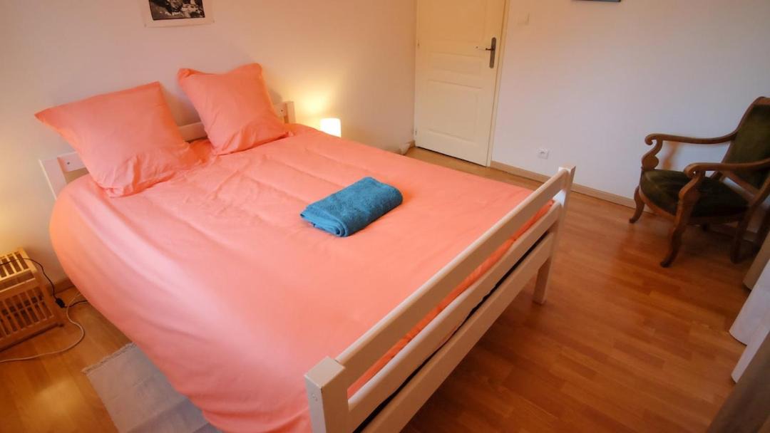 Photo of Bedroom in Aouste-sur-Sye