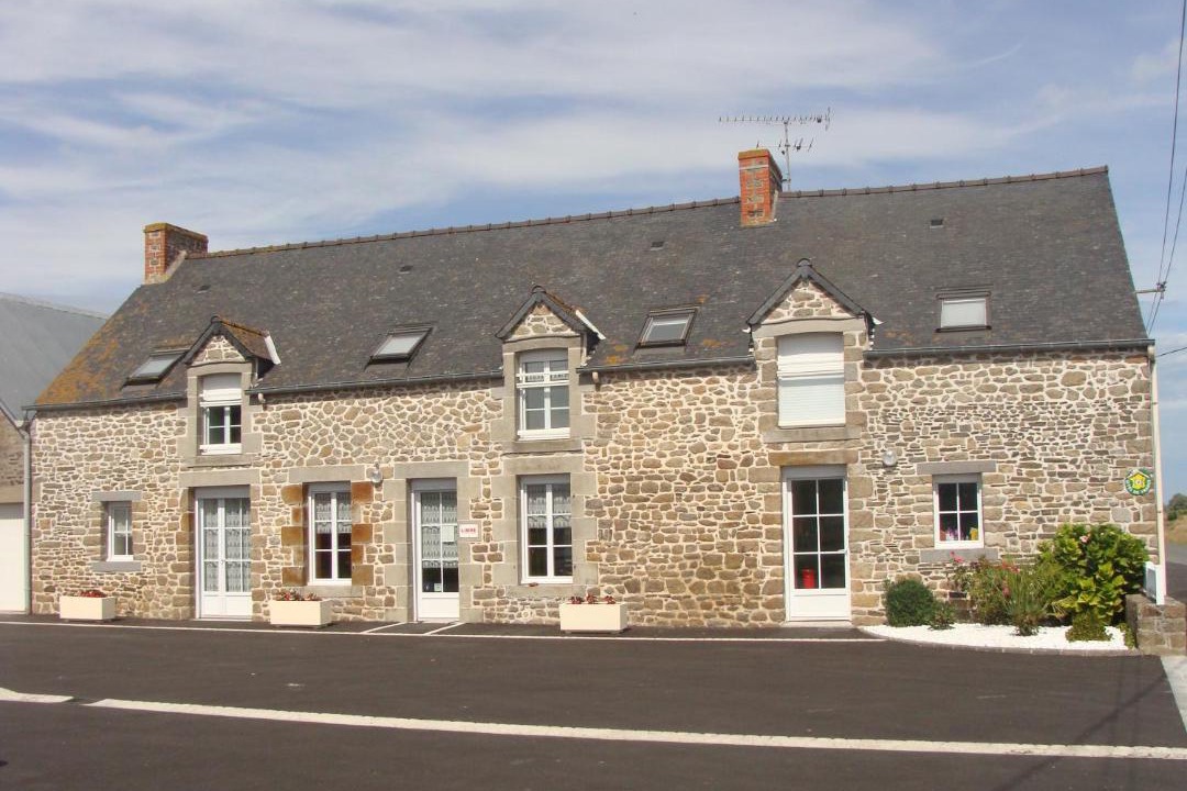 Photo of Others in Saint-Broladre