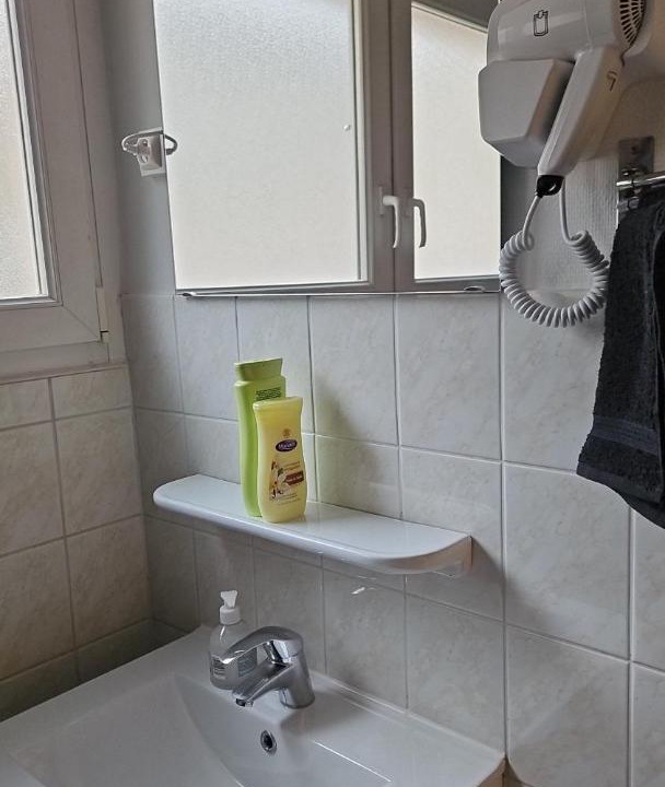 Photo of Others in Sablon