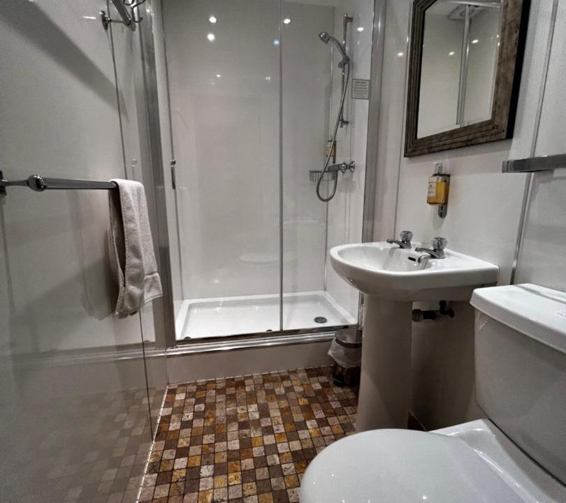 Photo of Bathroom in Worton