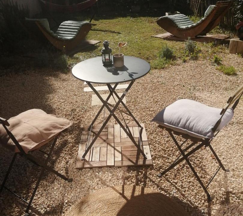 Photo of Others in Sablet