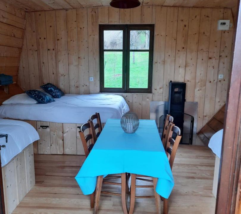 Photo of Others in Chanteraine