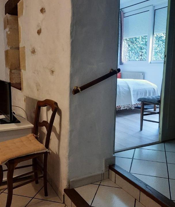 Photo of Others in Descartes