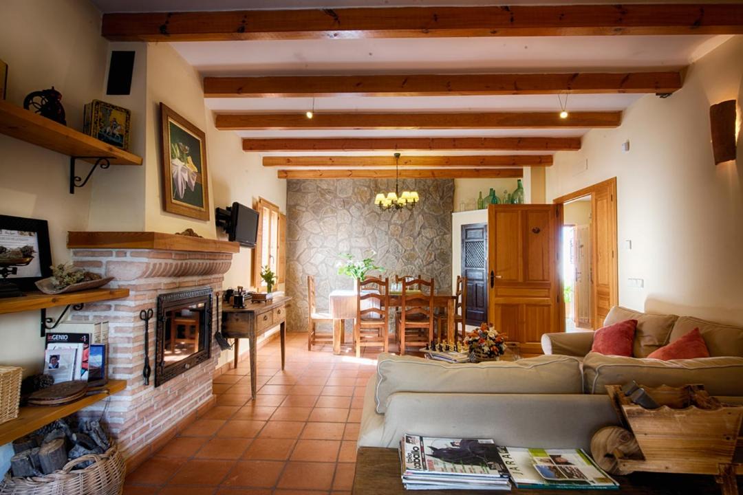 Photo of Others in Gargantilla
