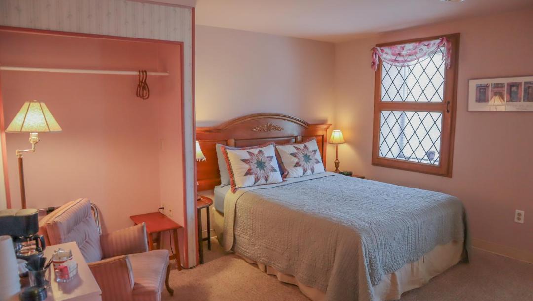 Photo of Bedroom in Mount Holly Springs