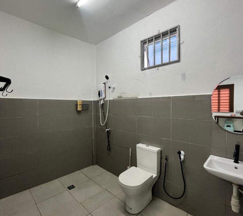 Photo of Bathroom in Kampung Sembulan