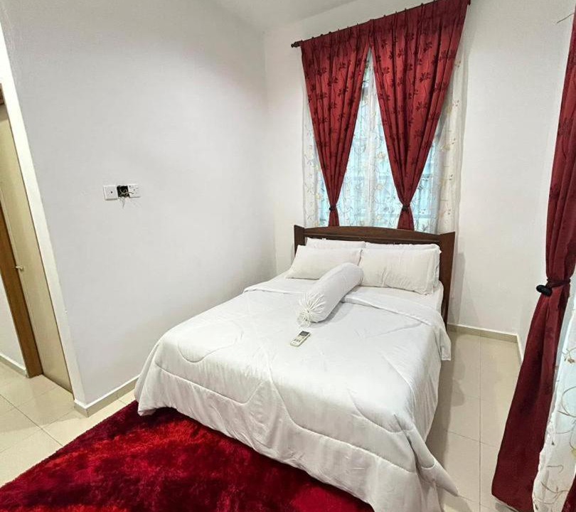 Photo of Bedroom in Kampung Gong Pauh