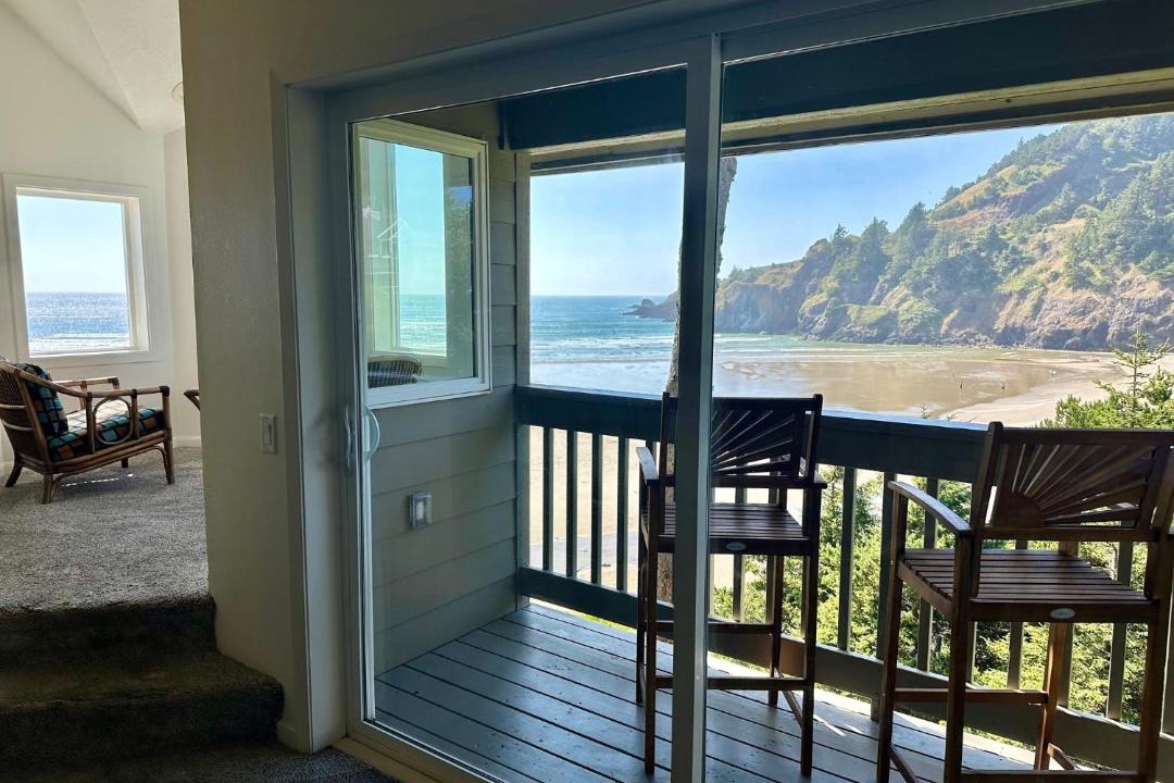 Photo of Patio Balcony in Agate Beach