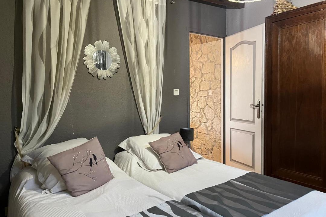 Photo of Bedroom in Champlecy